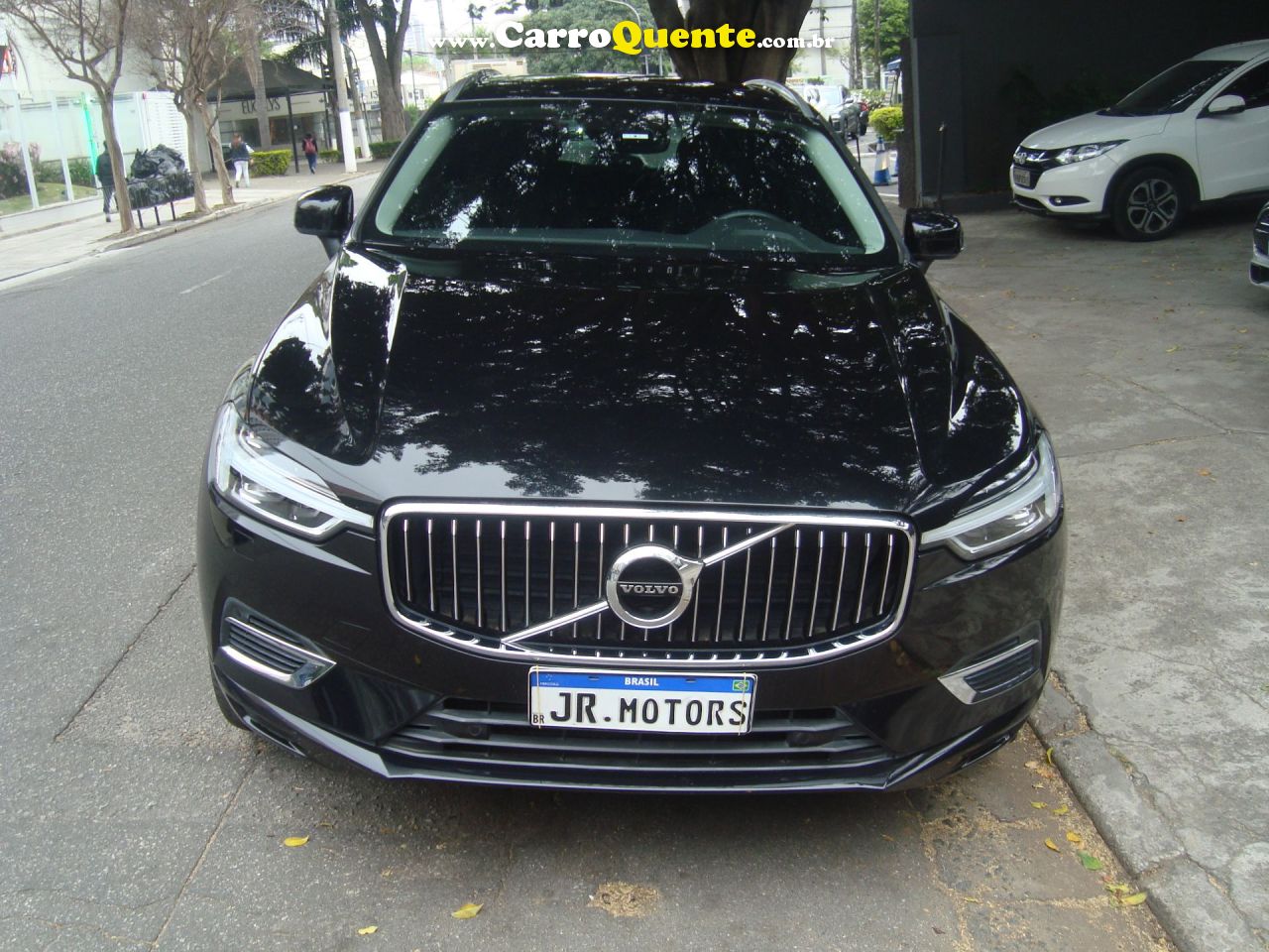 VOLVO XC60 2.0 T8 INSCRIPTION AWD 2020 - Loja