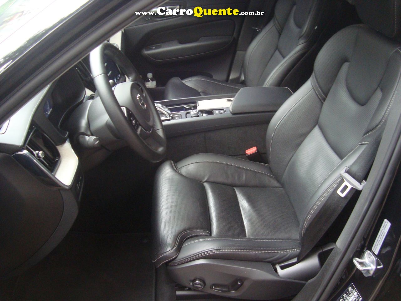 VOLVO XC60 2.0 T8 INSCRIPTION AWD 2020 - Loja