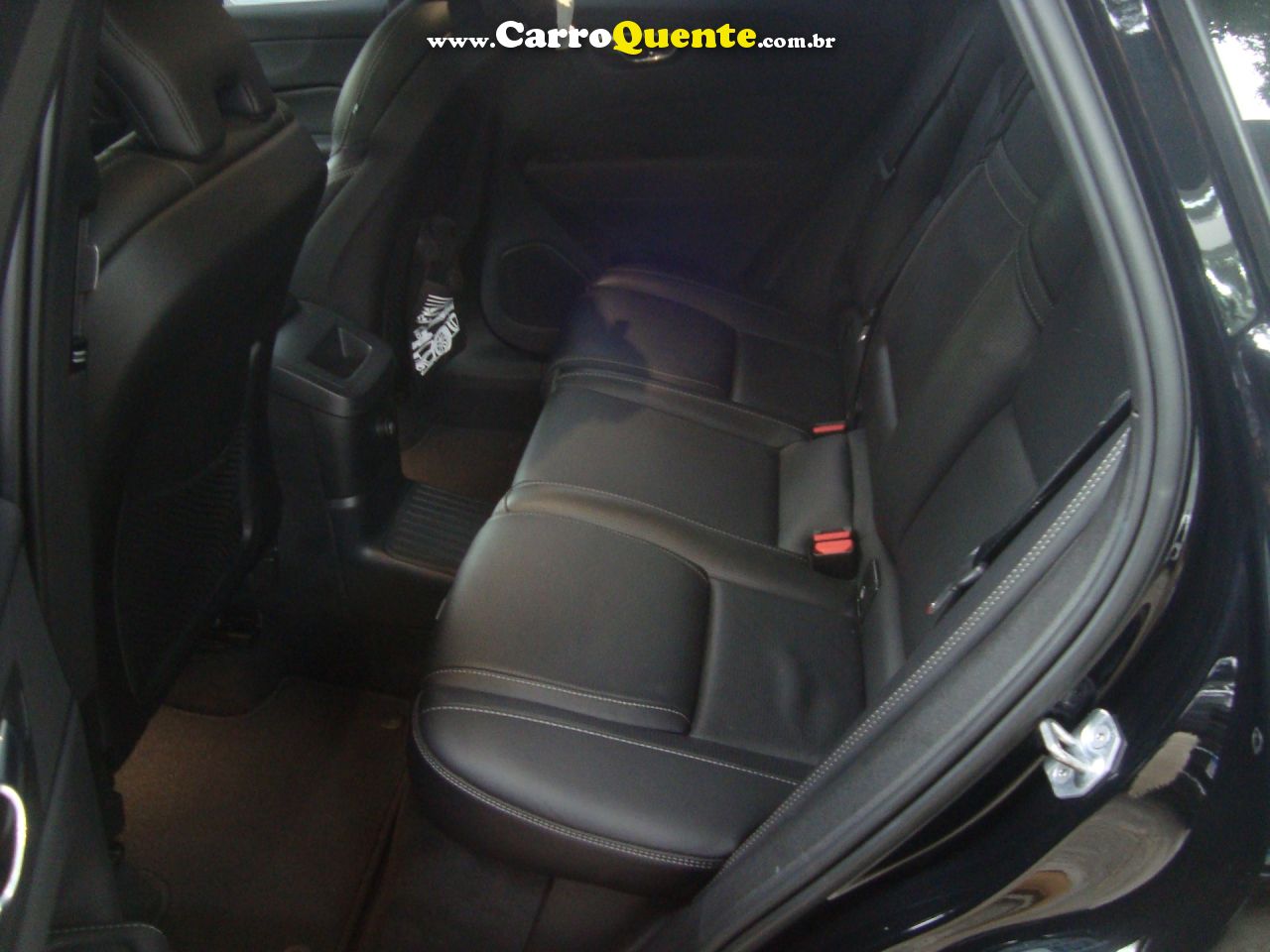 VOLVO XC60 2.0 T8 INSCRIPTION AWD 2020 - Loja