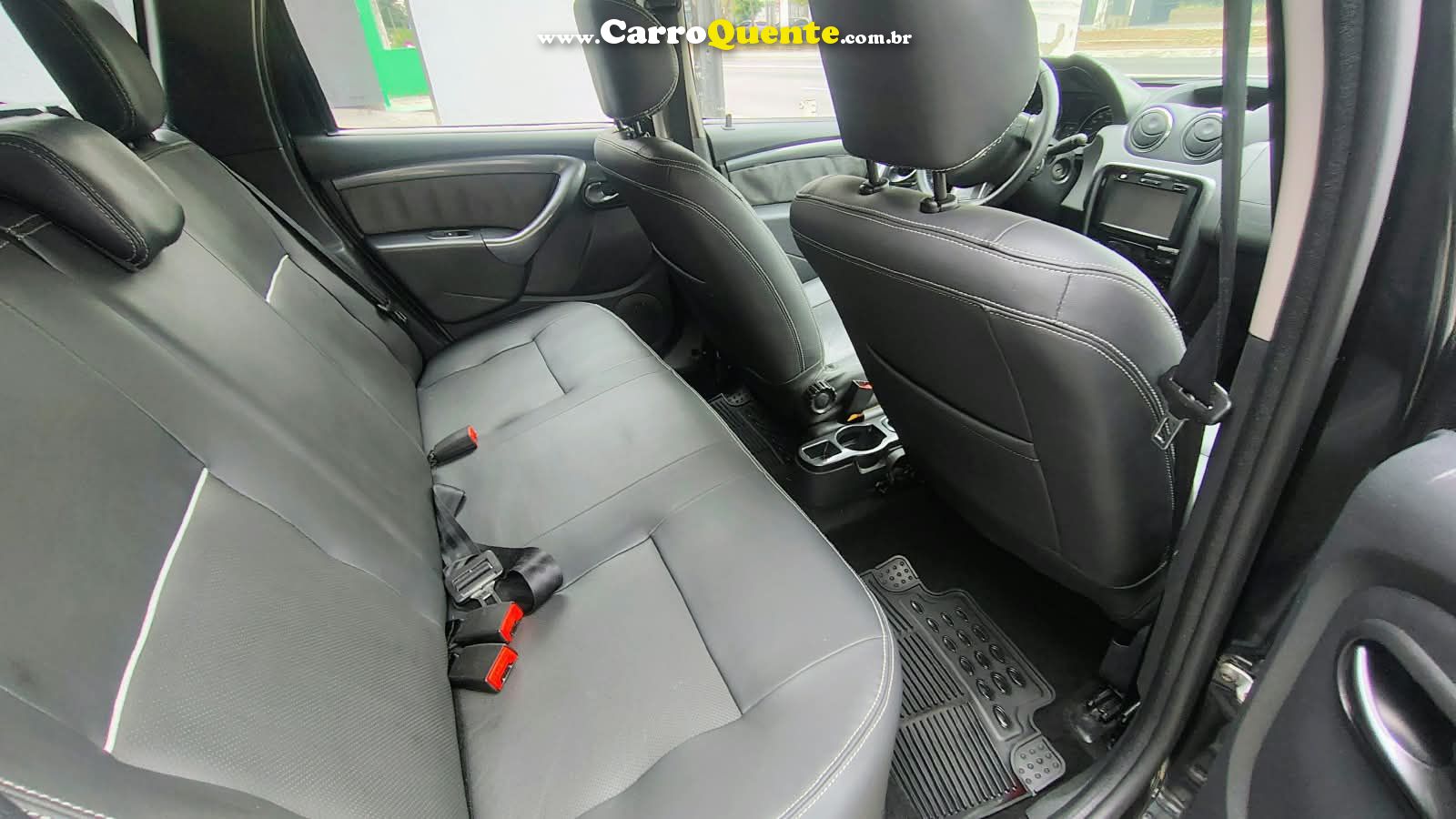 RENAULT DUSTER 1.6 DYNAMIQUE 4X2 16V 2015 - Loja