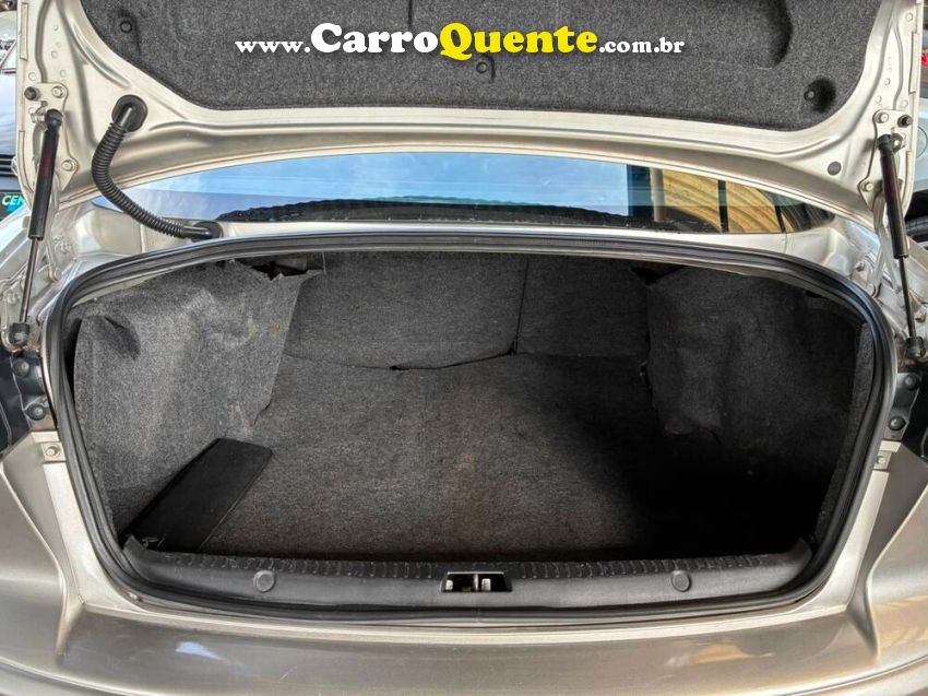 Mitsubishi LANCER 2.0 GT 16V GASOLINA 4P AUTOMÁTICO - Loja