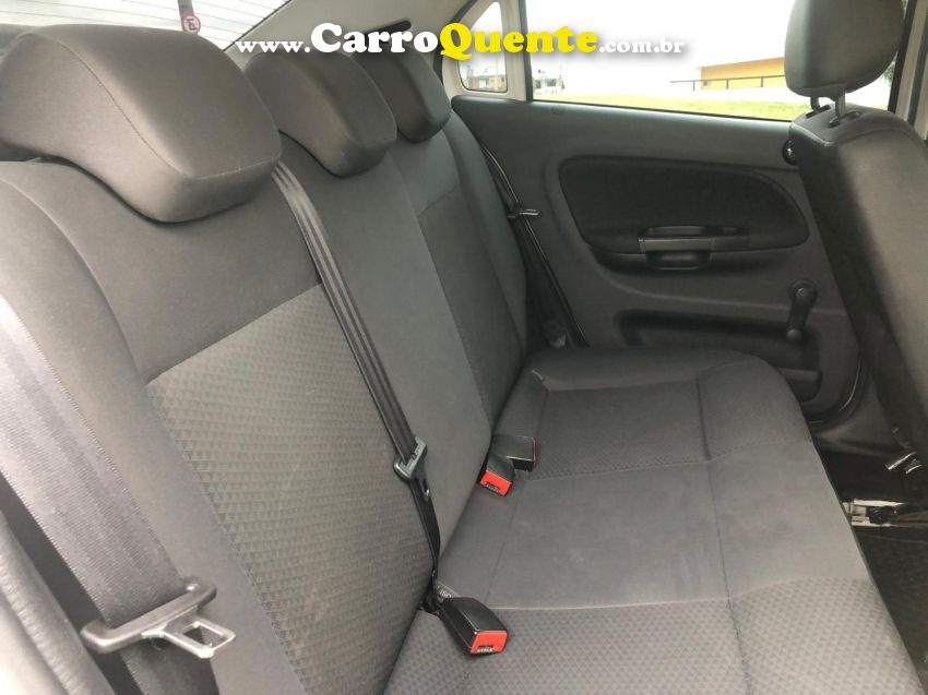 Volkswagen VOYAGE 1.6 MSI TOTALFLEX 4P MANUAL - Loja