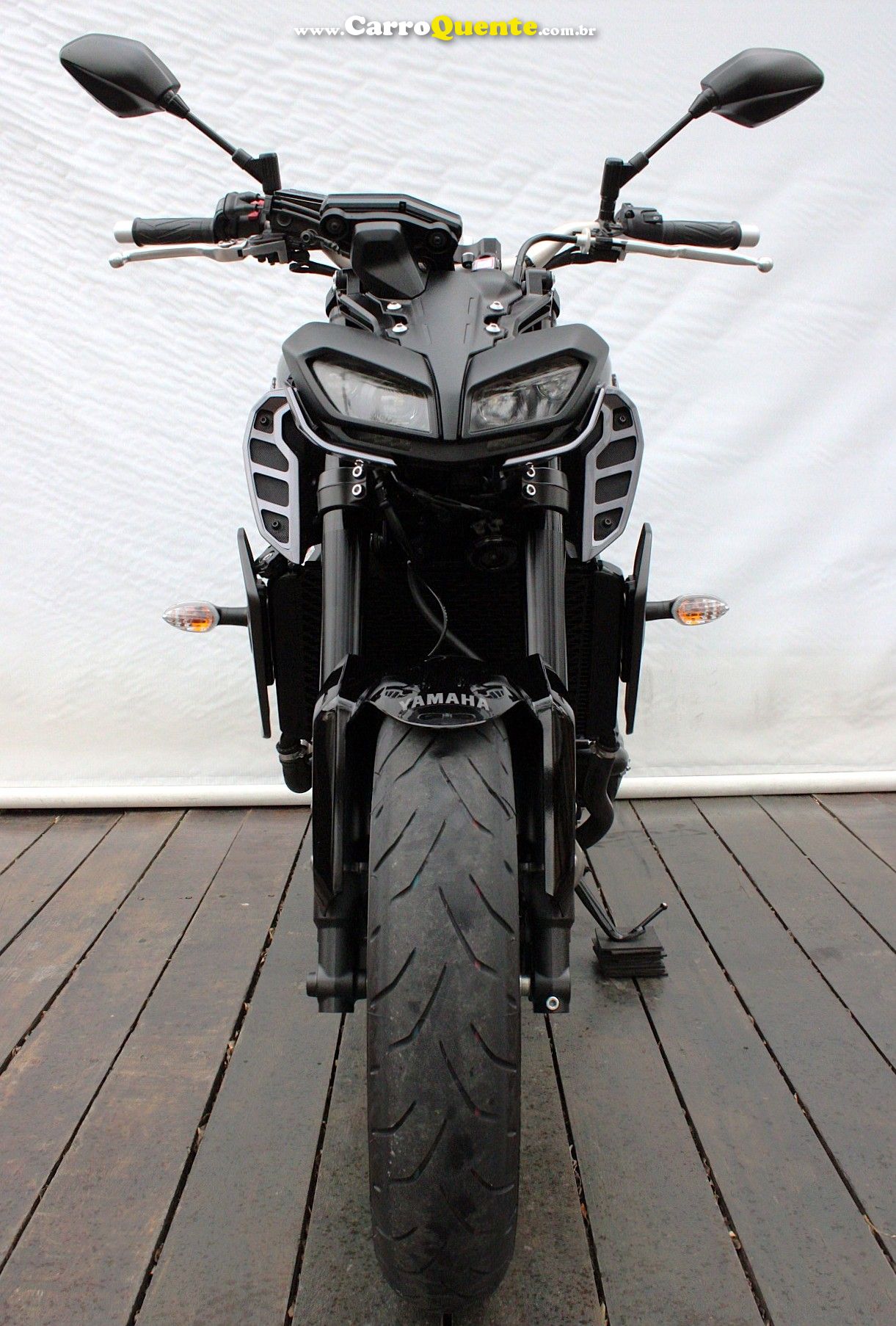 YAMAHA MT-09 2025 - Loja