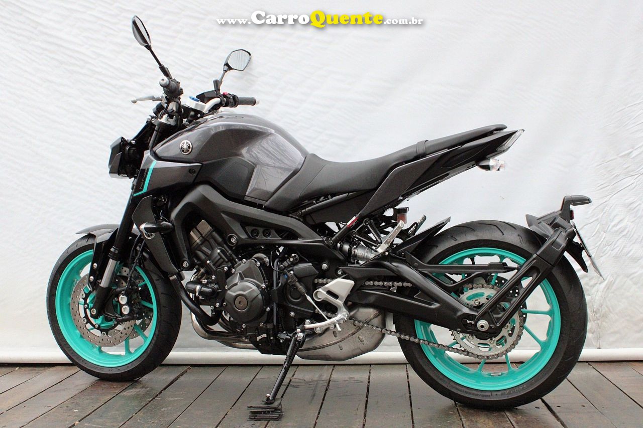 YAMAHA MT-09 2025 - Loja