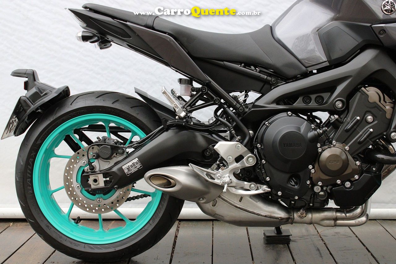 YAMAHA MT-09 2025 - Loja