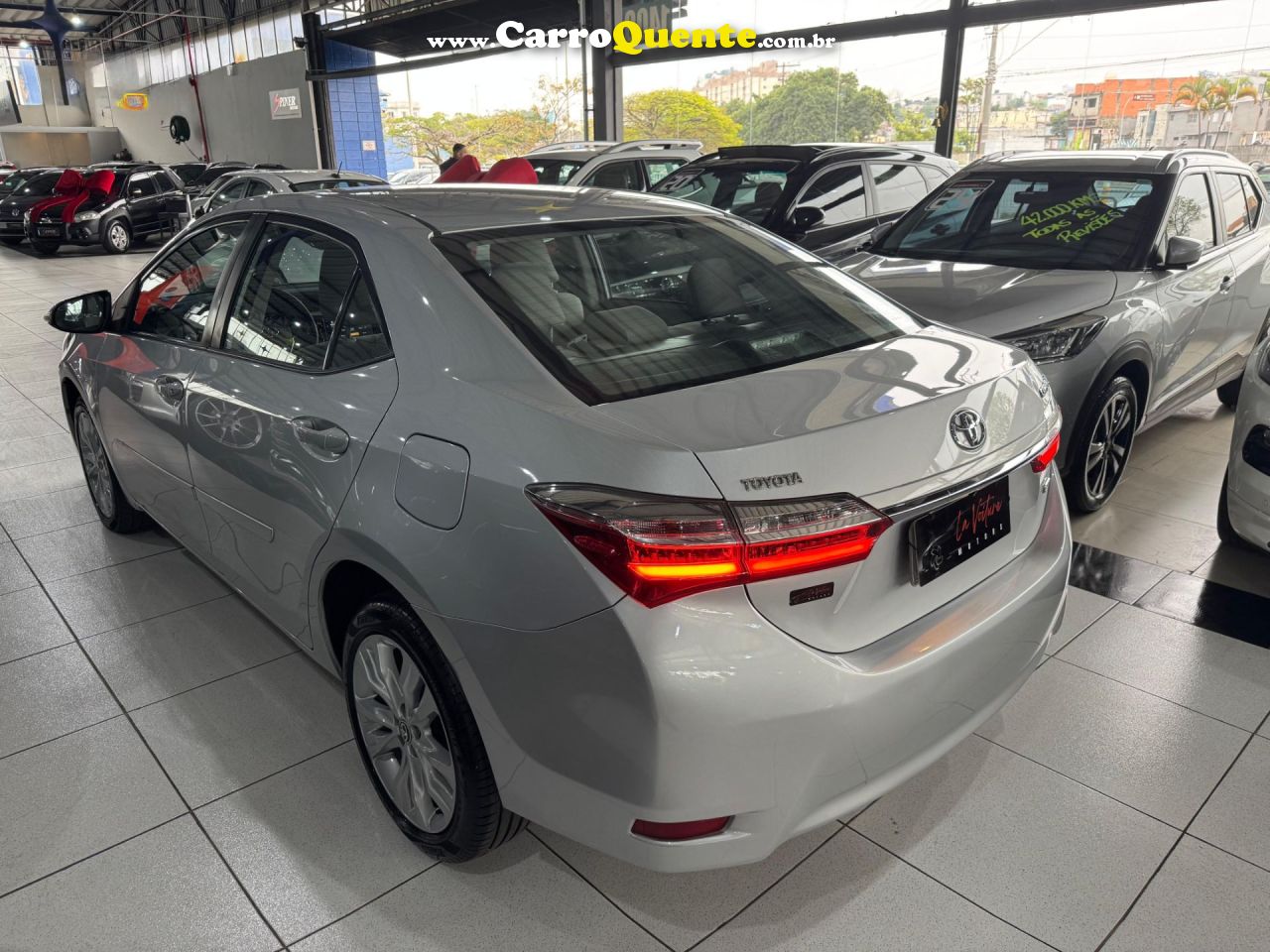 TOYOTA COROLLA 1.8 GLI 16V 2018 - Loja