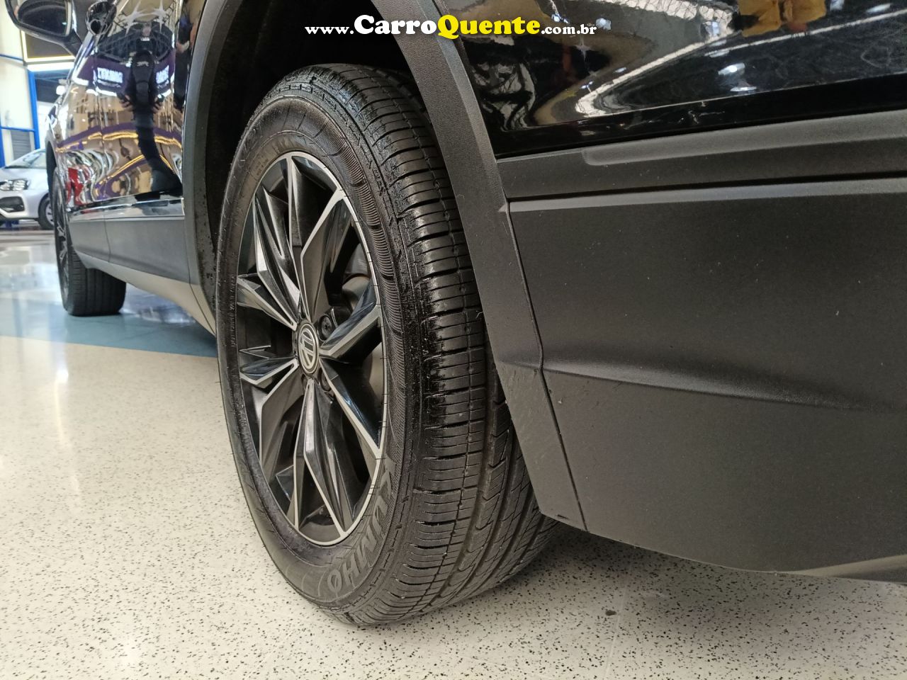 VOLKSWAGEN TIGUAN 1.4 250 TSI TOTAL ALLSPACE COMFORTLINE 2020 - Loja