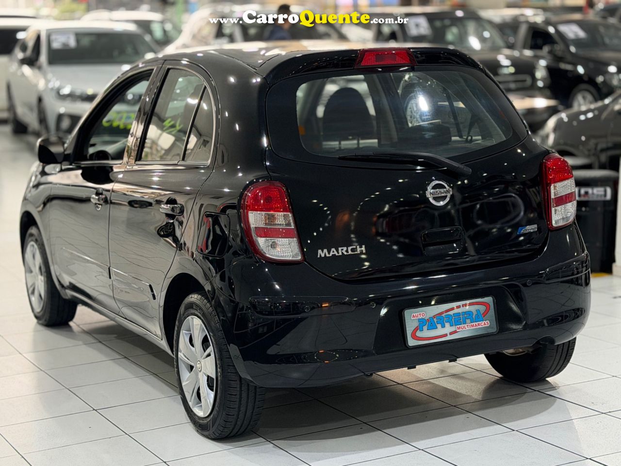 NISSAN MARCH 1.0 S 16V 2014 - Loja