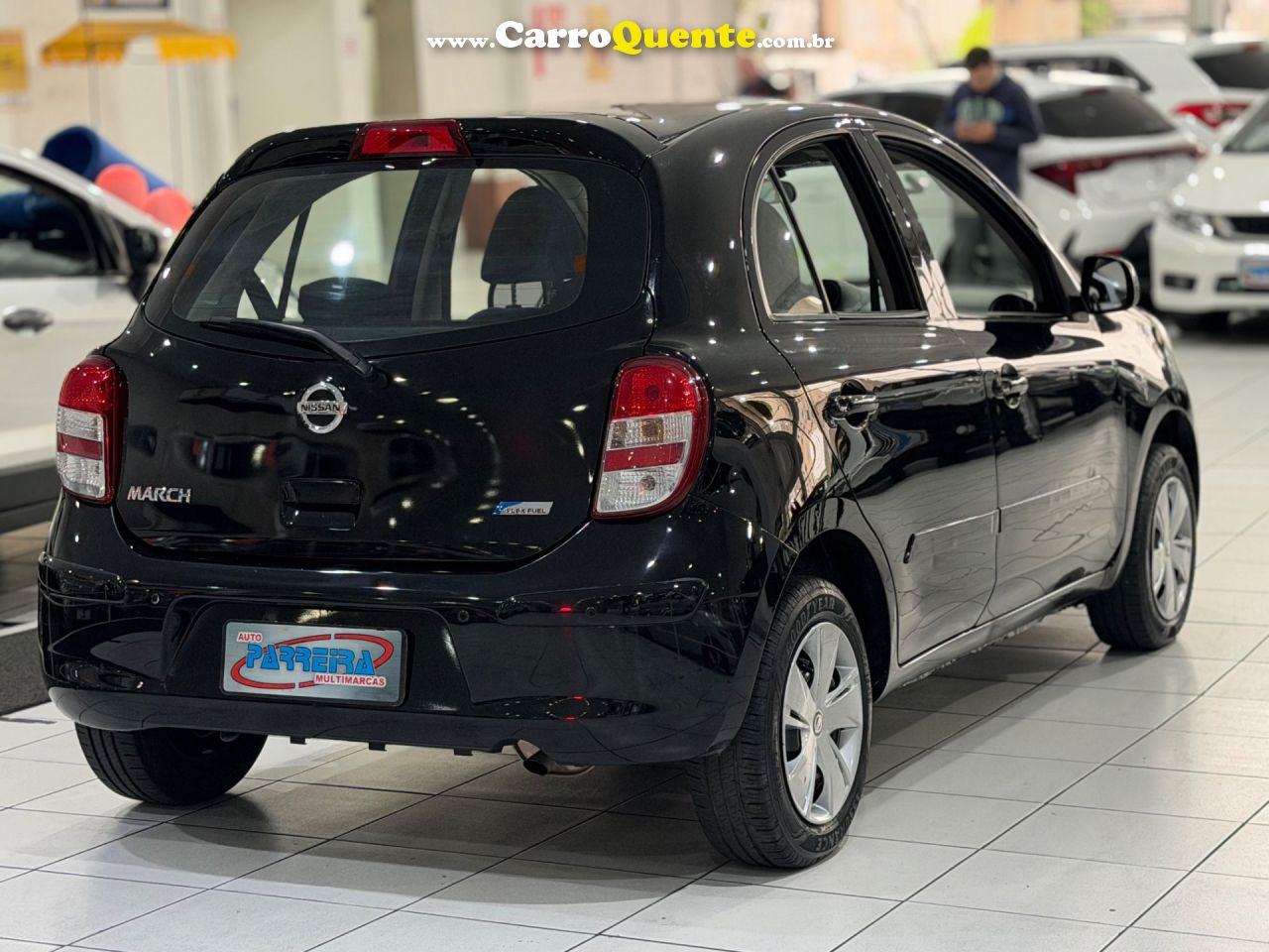 NISSAN MARCH 1.0 S 16V 2014 - Loja