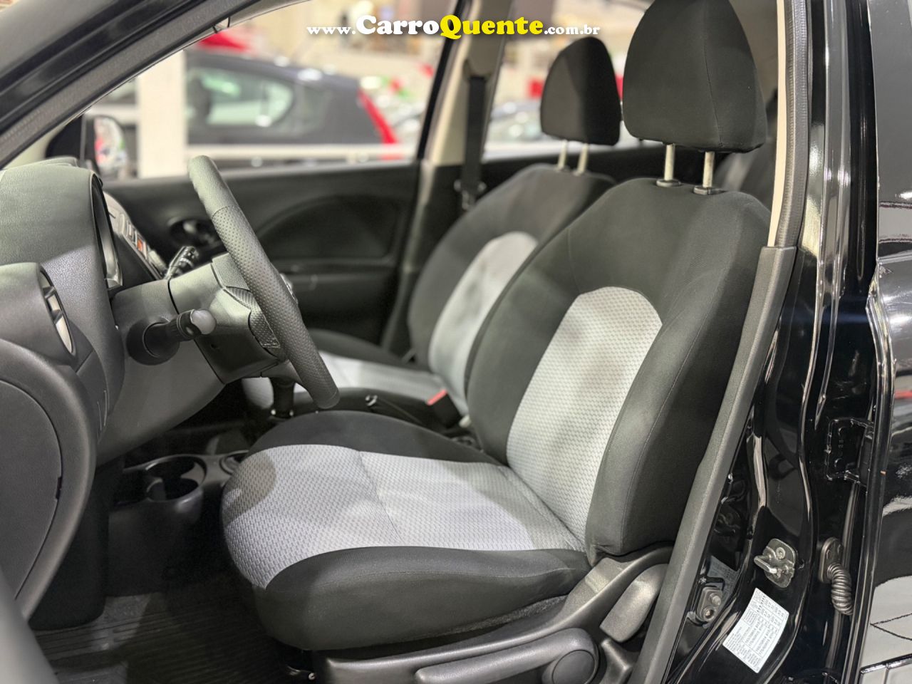 NISSAN MARCH 1.0 S 16V 2014 - Loja