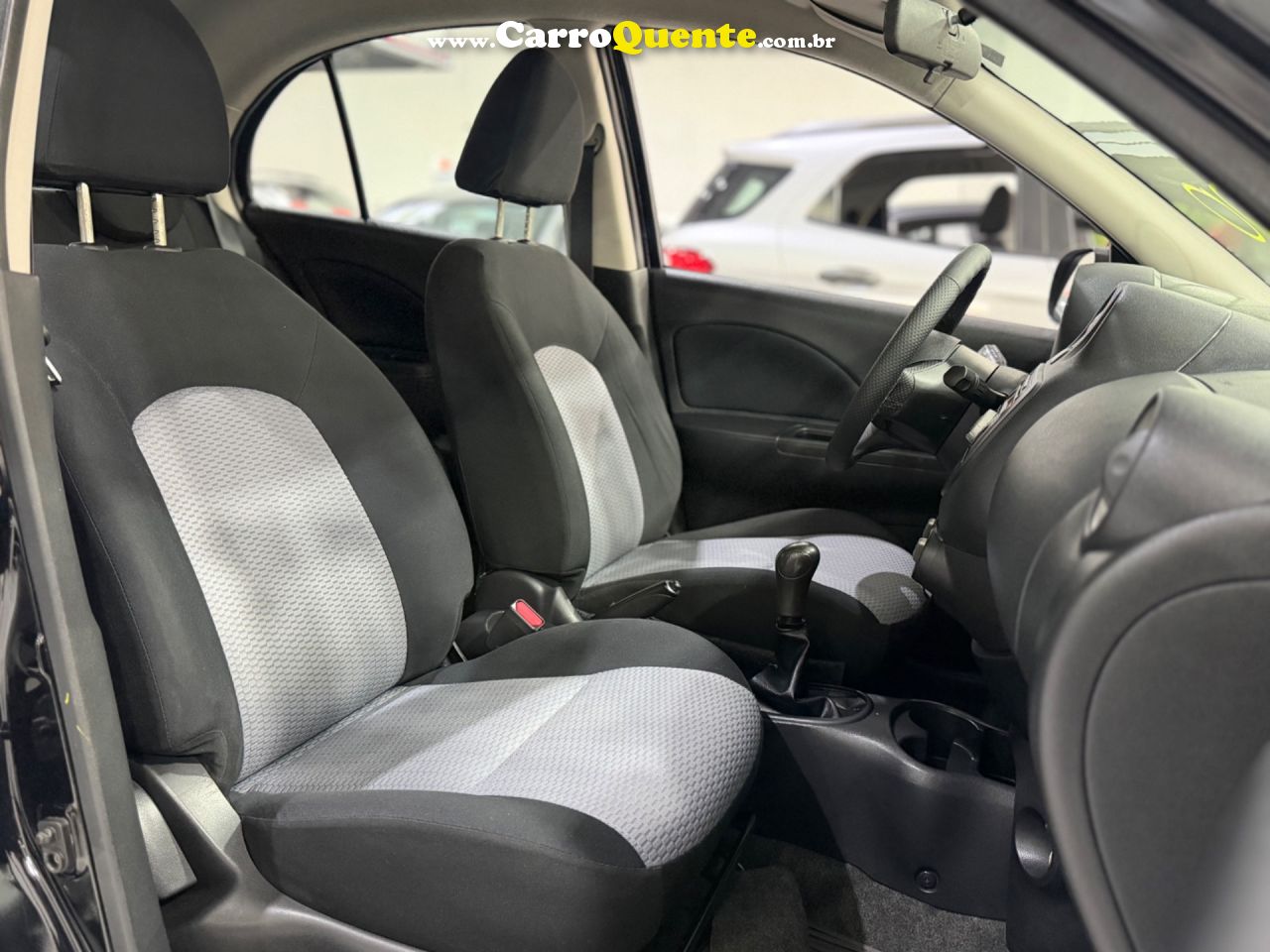NISSAN MARCH 1.0 S 16V 2014 - Loja
