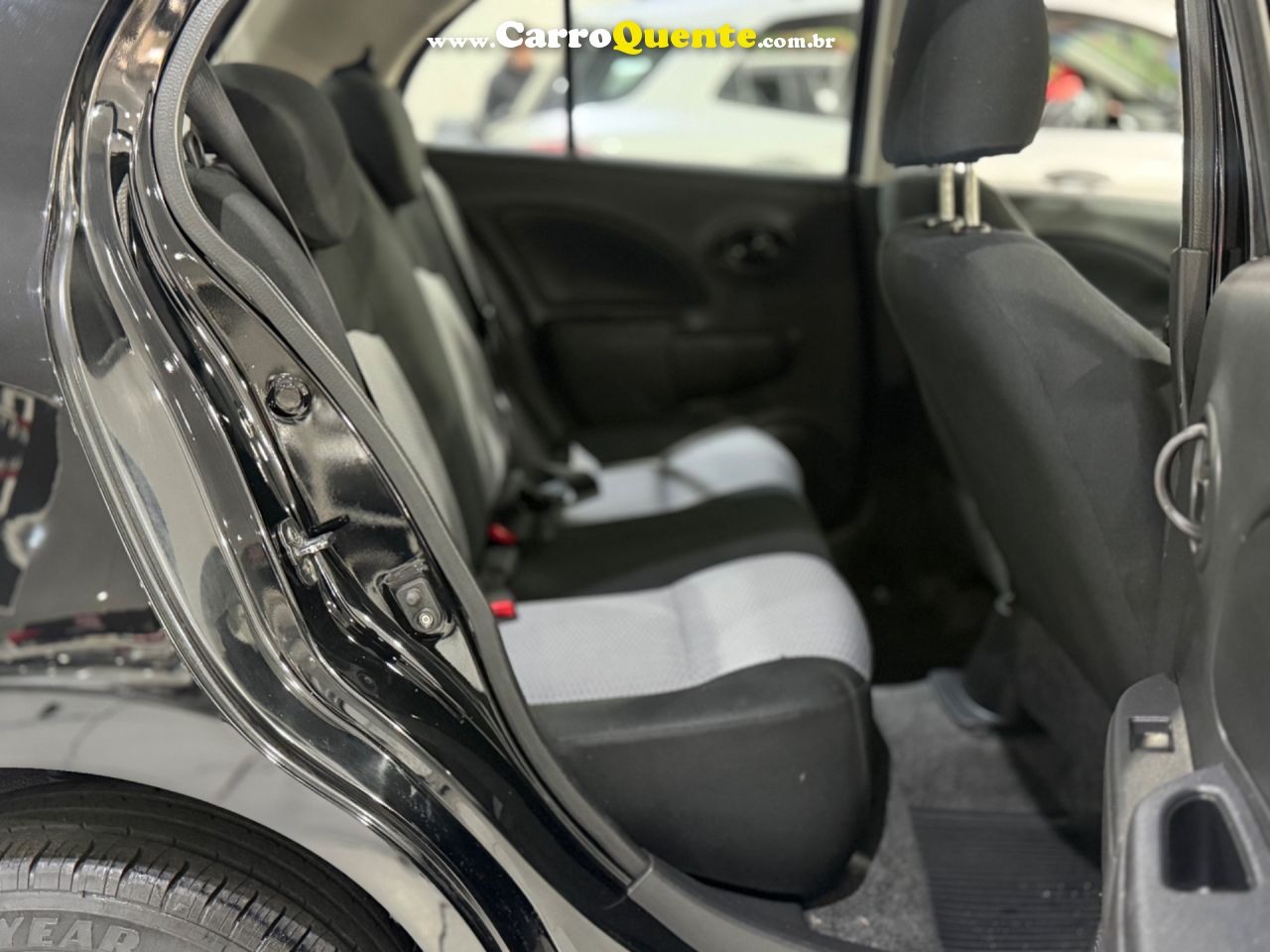 NISSAN MARCH 1.0 S 16V 2014 - Loja
