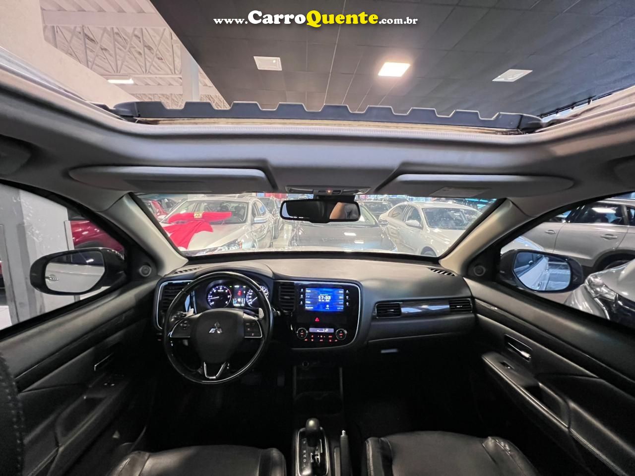 MITSUBISHI OUTLANDER 2.2 4X4 16V 2016 - Loja