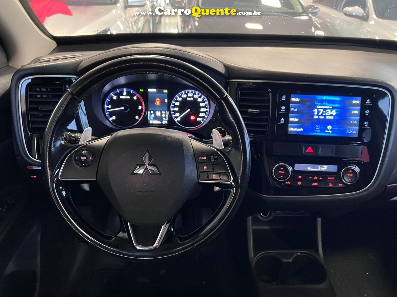 MITSUBISHI OUTLANDER 2.2 4X4 16V 2016 - Loja