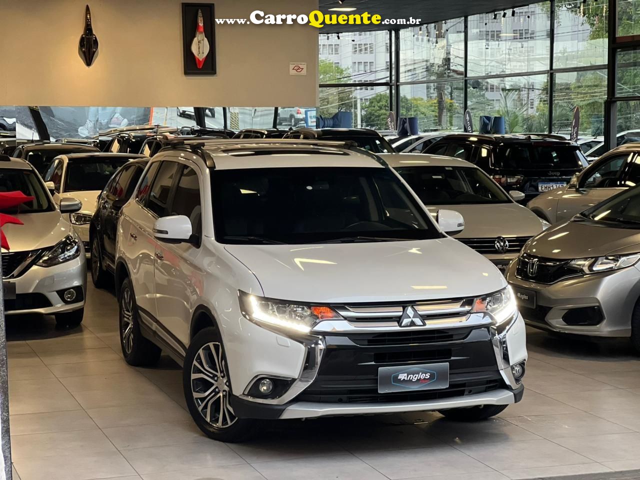 MITSUBISHI OUTLANDER 2.2 4X4 16V 2016 - Loja