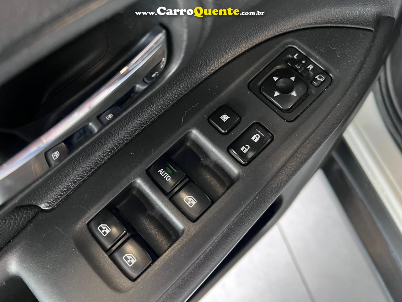 MITSUBISHI OUTLANDER 2.2 4X4 16V 2016 - Loja