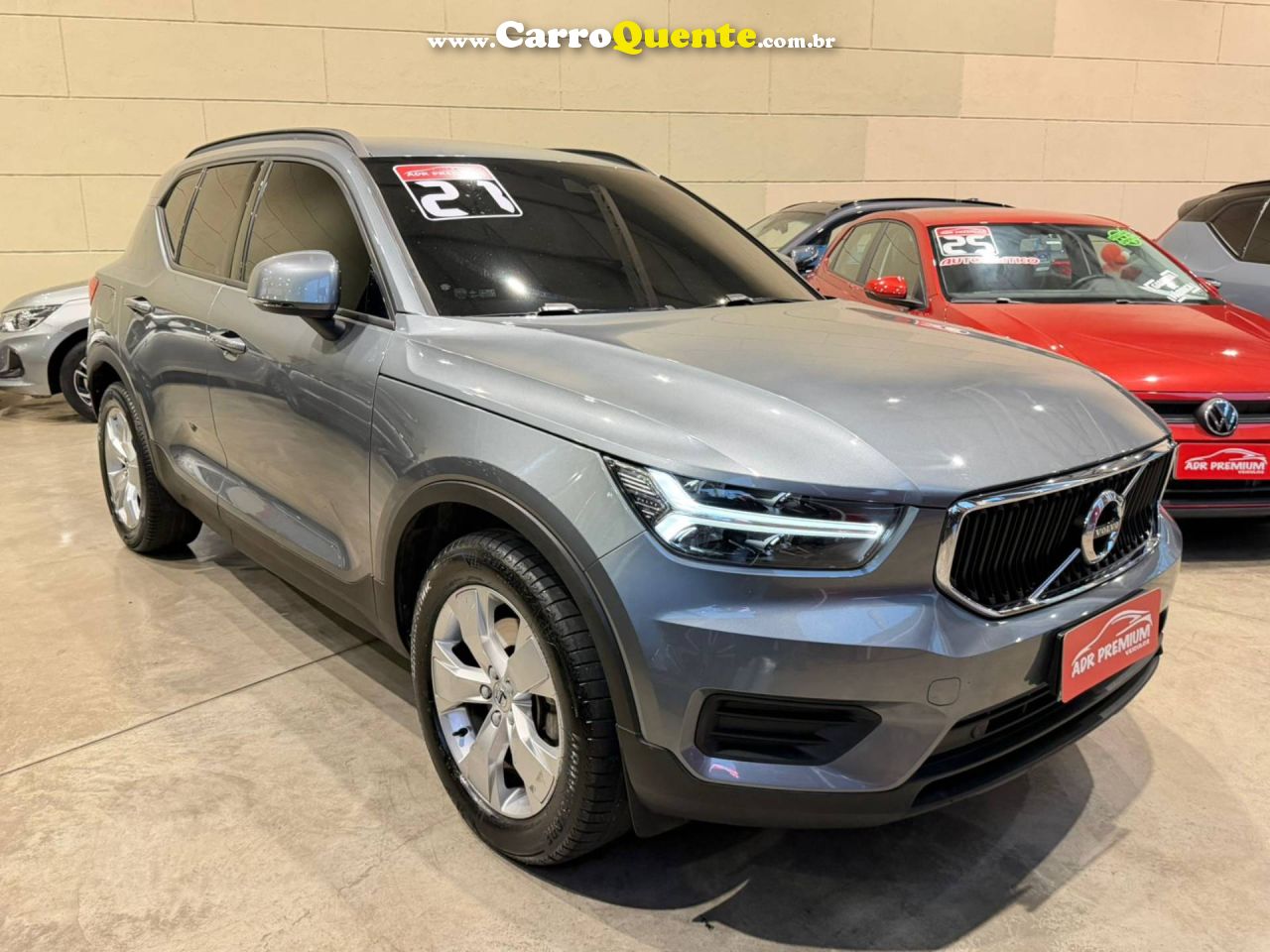 VOLVO XC40 2.0 T4 2019 - Loja