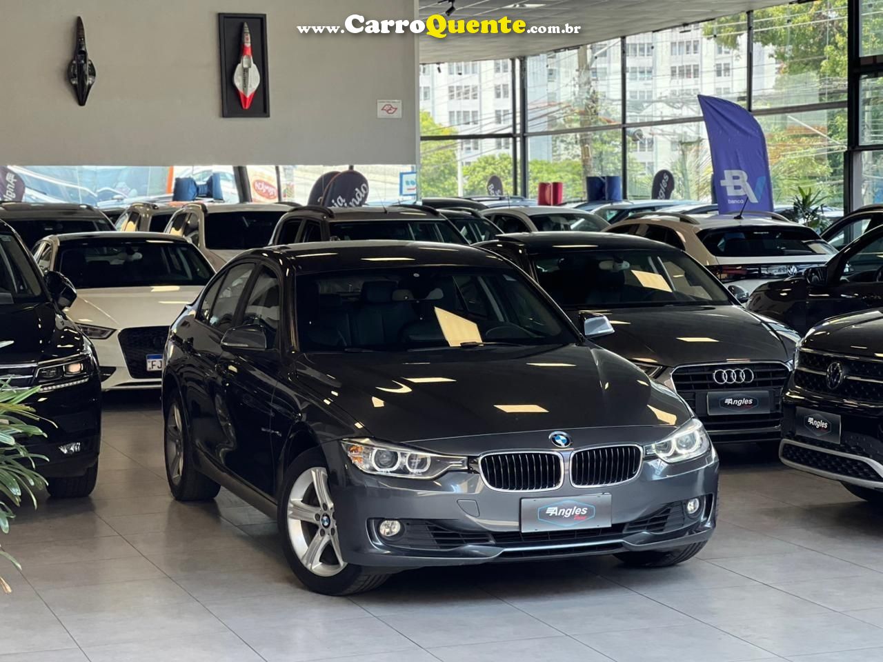 BMW 320i 2.0 16V TURBO 2014 - Loja