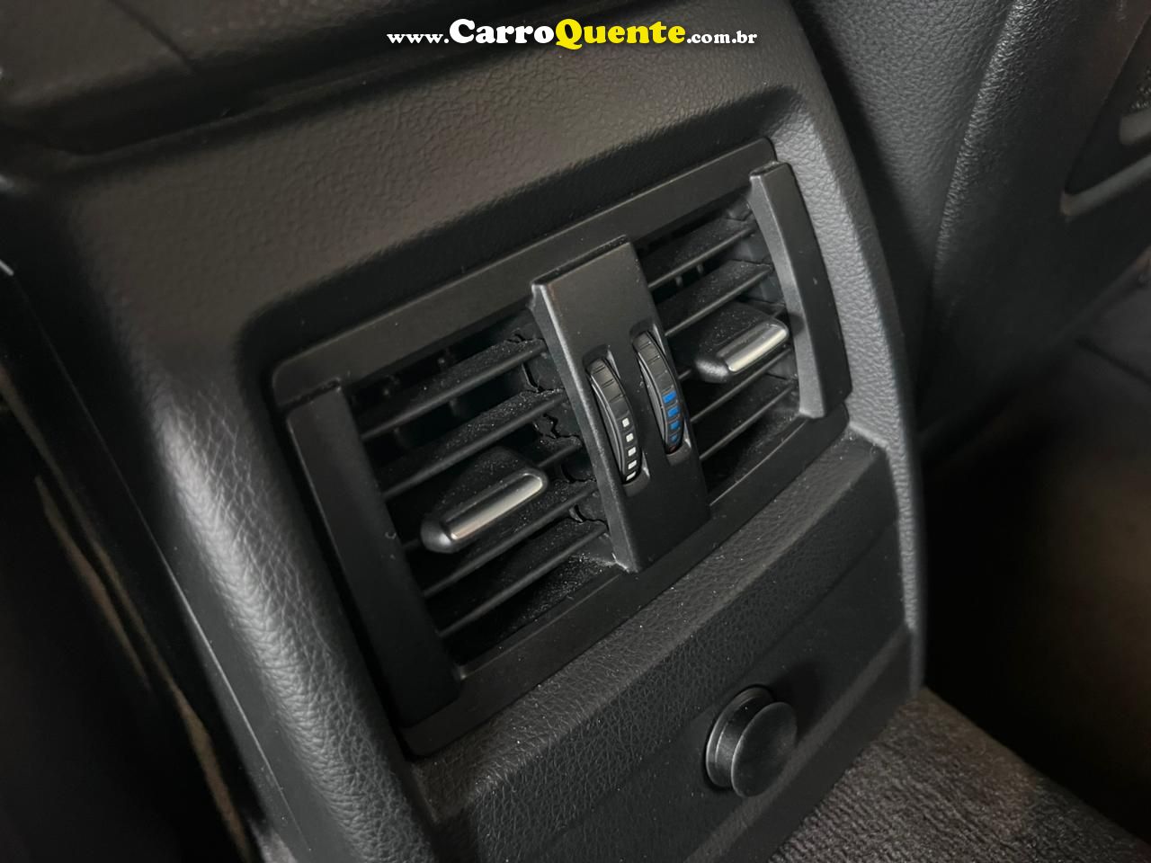 BMW 320i 2.0 16V TURBO 2014 - Loja