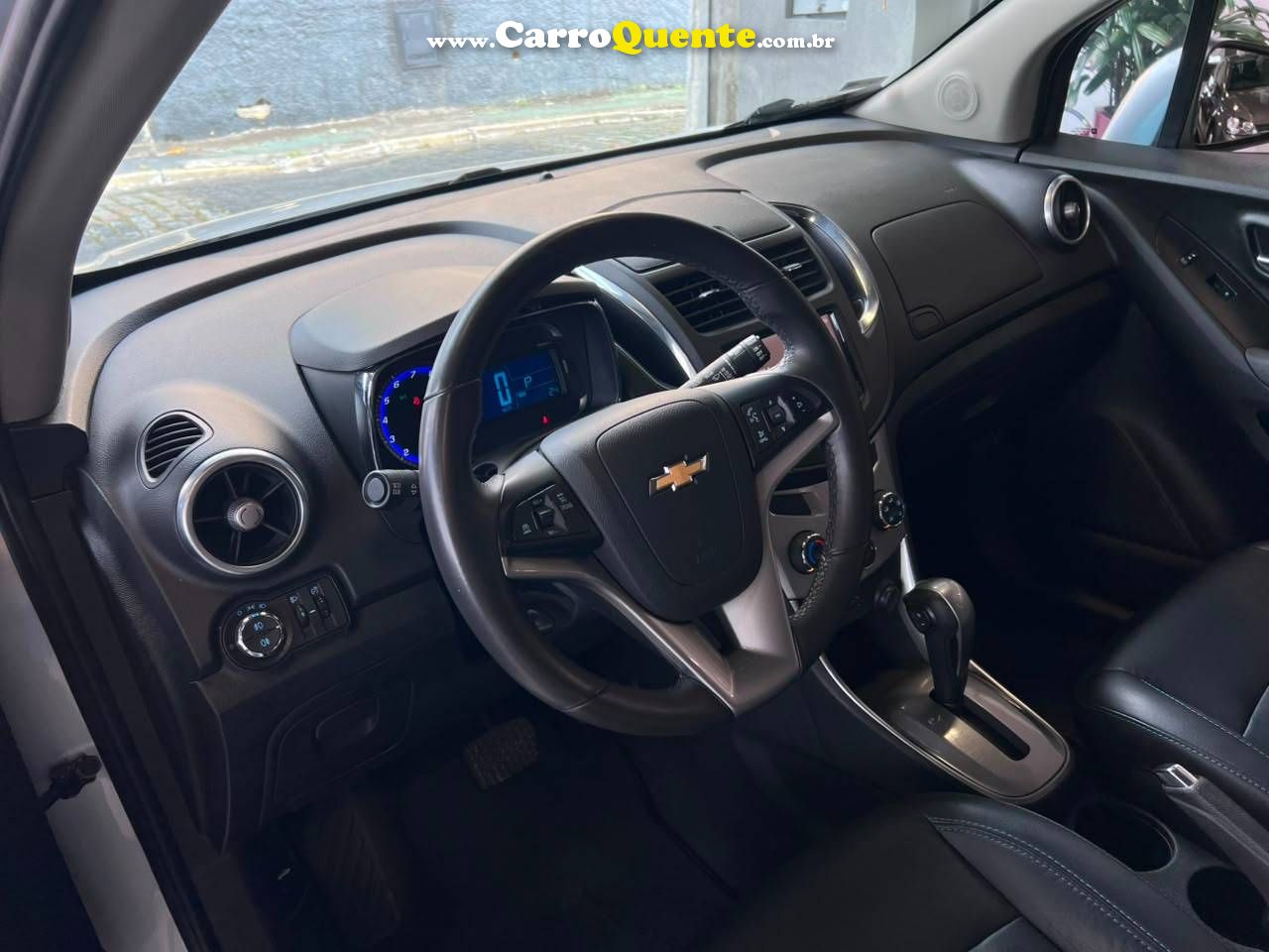CHEVROLET TRACKER 1.8 MPFI LTZ 4X2 16V 2015 - Loja