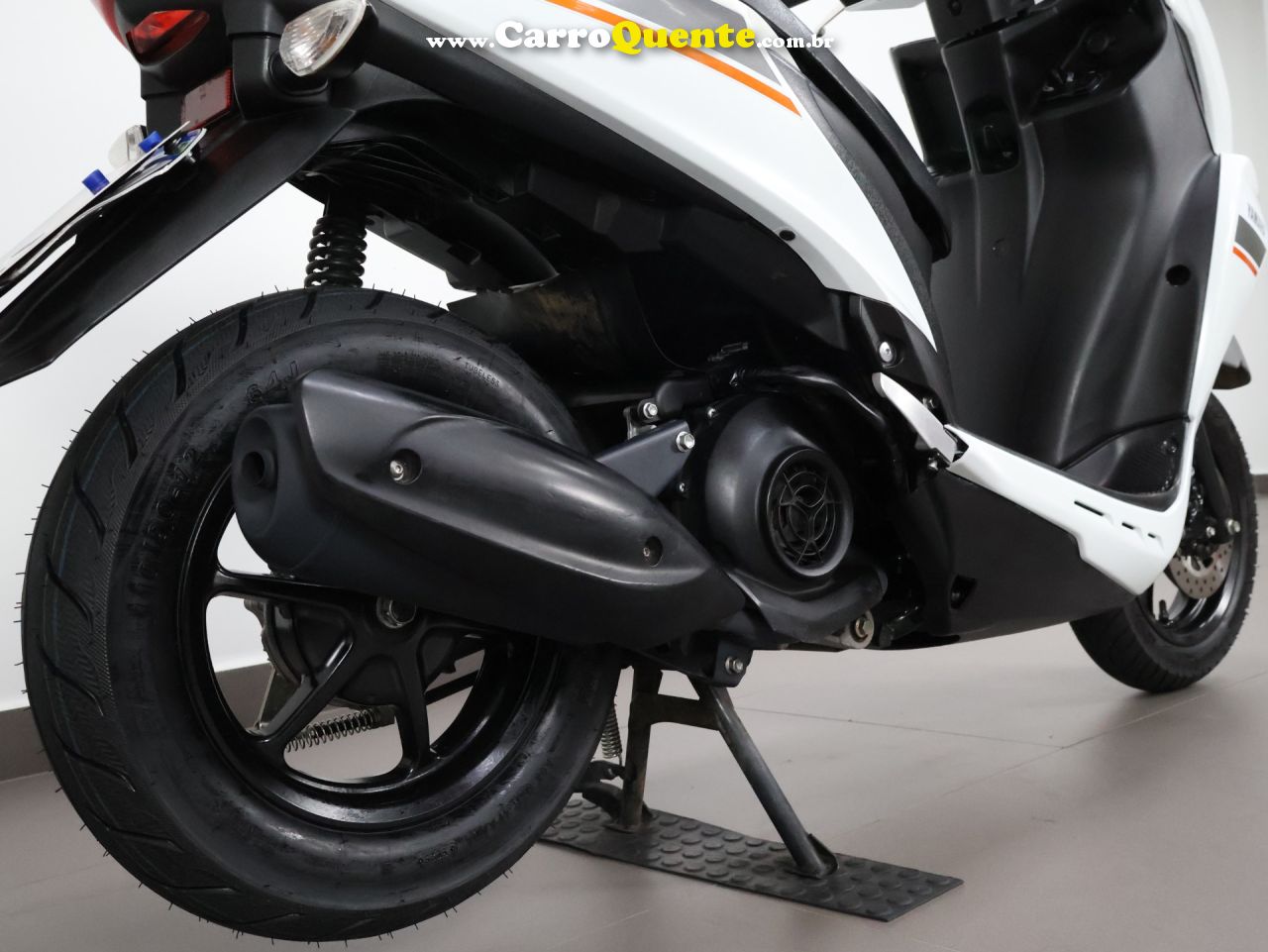 YAMAHA FLUO 125 ABS 2024 - Loja