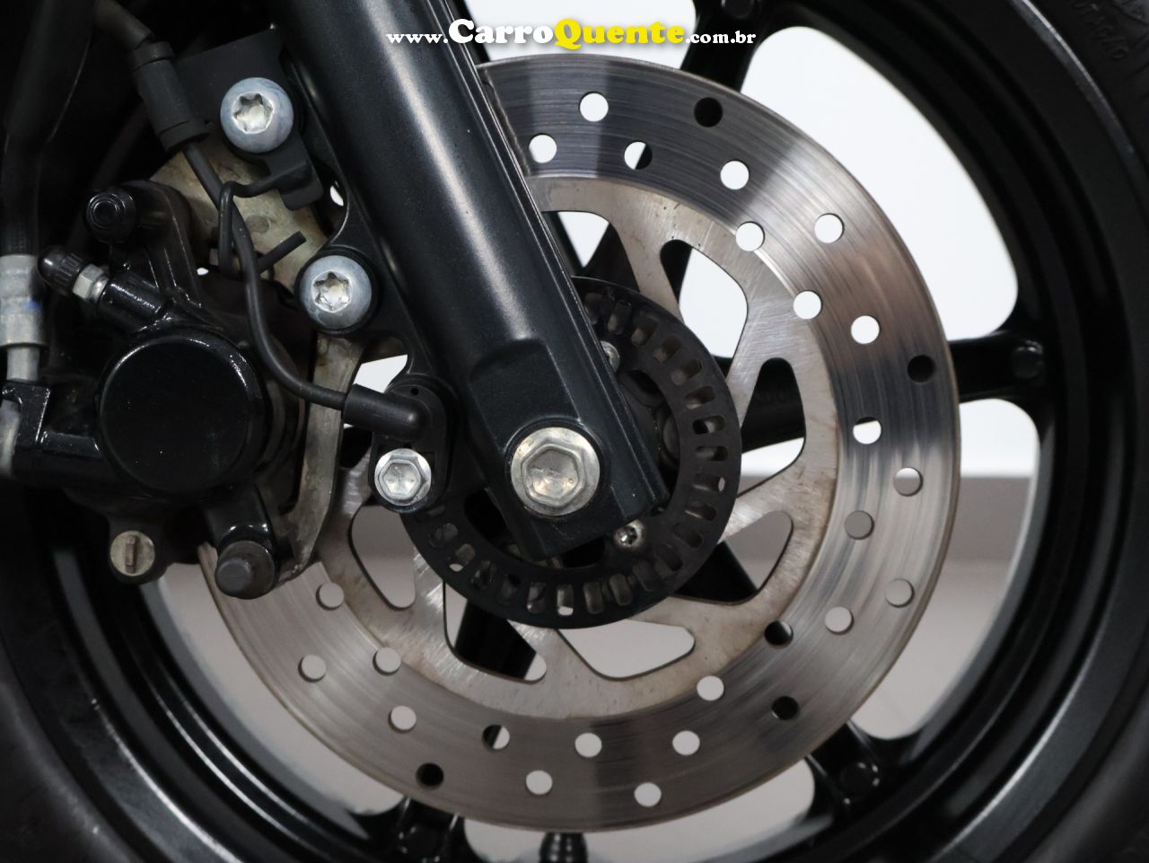 YAMAHA FLUO 125 ABS 2024 - Loja