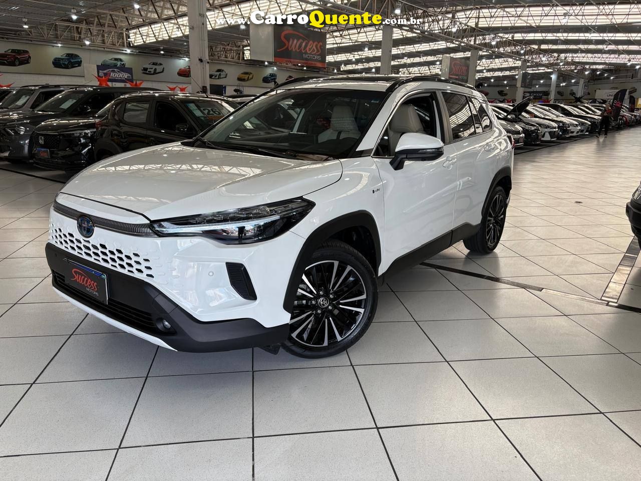 COROLLA CROSS 1.8 VVT-I HYBRID FLEX XRX CVT C/ TETO SOLAR 2026 - Loja