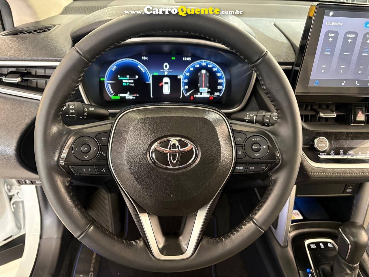 COROLLA CROSS 1.8 VVT-I HYBRID FLEX XRX CVT C/ TETO SOLAR 2026 - Loja