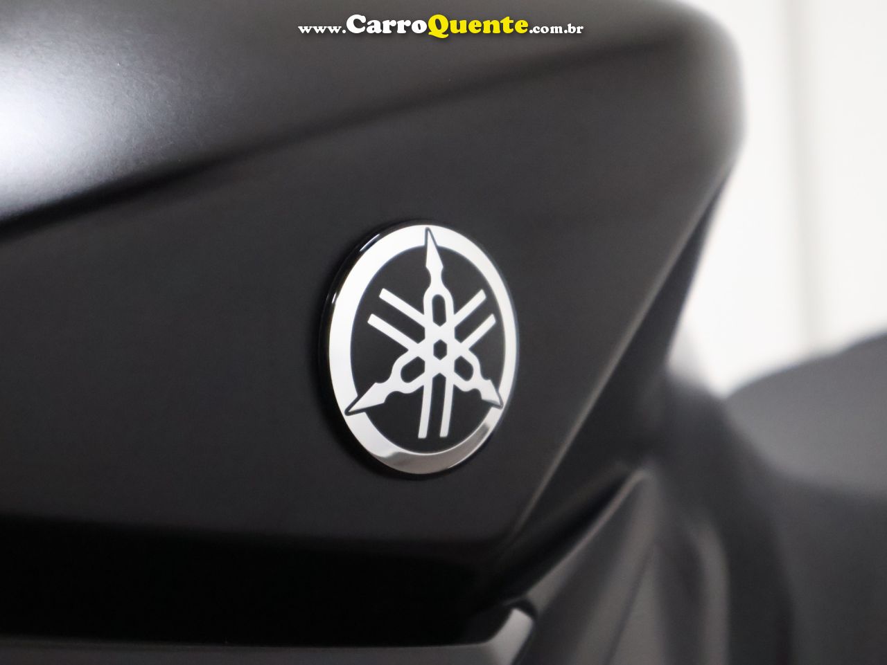 YAMAHA MT-09 ABS 2025 - Loja