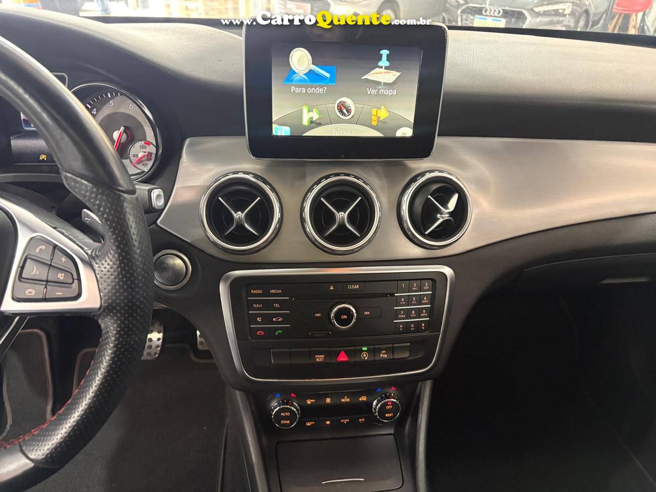 MERCEDES-BENZ GLA 250 2.0 16V TURBO SPORT 2016 - Loja