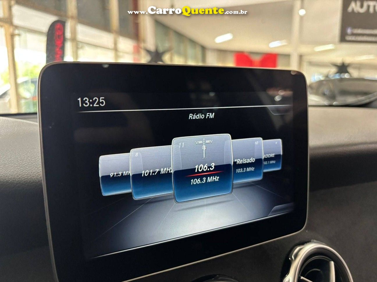 MERCEDES-BENZ GLA 250 2.0 CGI SPORT 7G-DCT 2019 - Loja