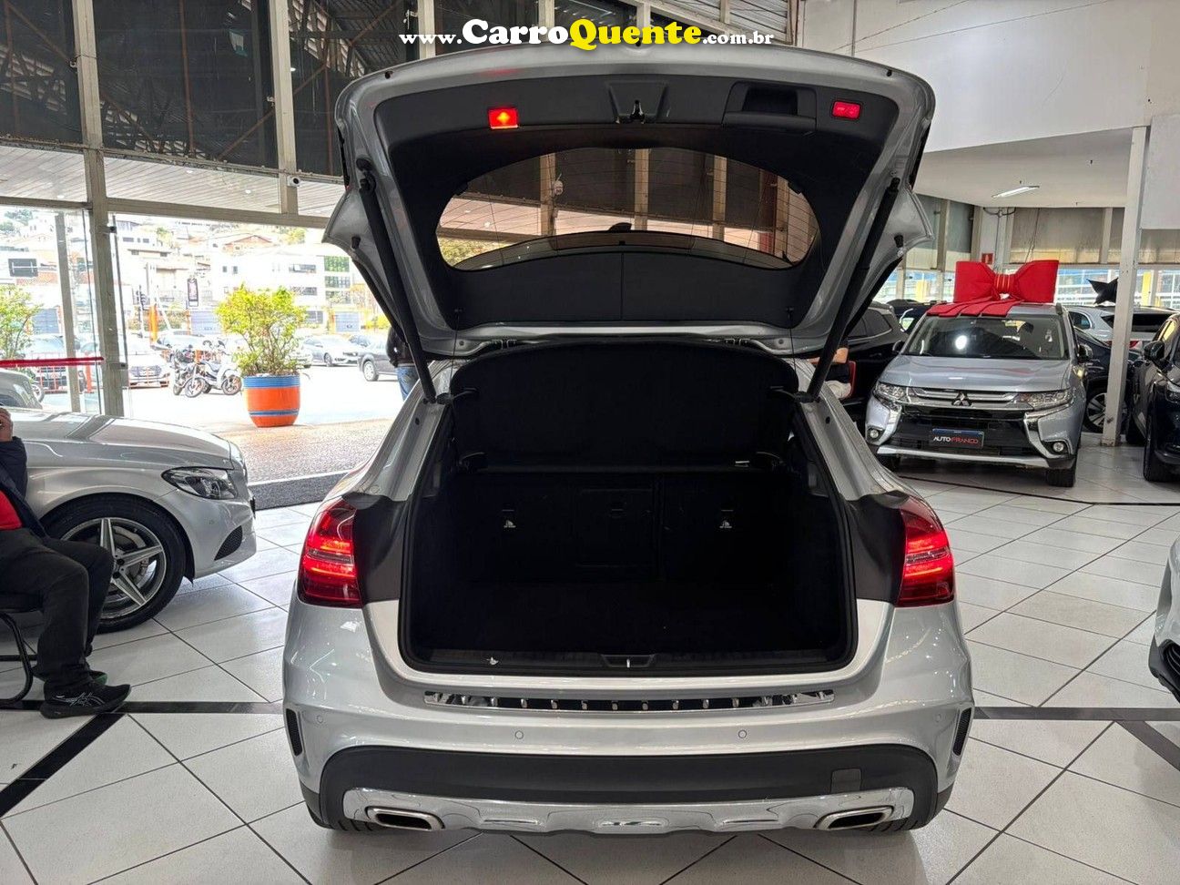 MERCEDES-BENZ GLA 250 2.0 CGI SPORT 7G-DCT 2019 - Loja