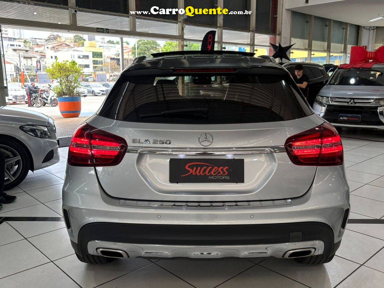 MERCEDES-BENZ GLA 250 2.0 CGI SPORT 7G-DCT 2019 - Loja