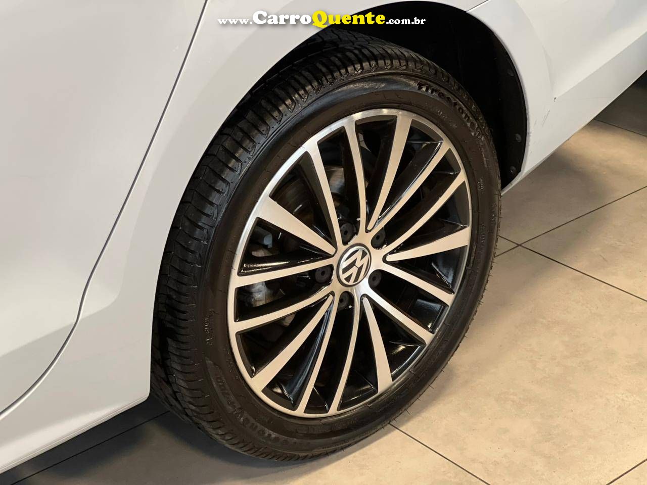VOLKSWAGEN JETTA 1.4 16V TSI COMFORTLINE 2018 - Loja