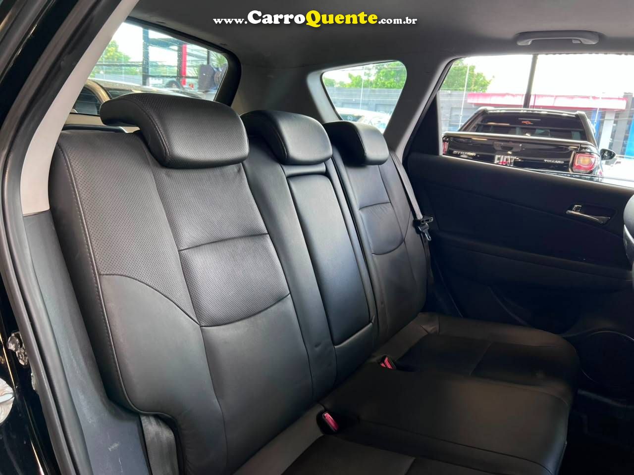 HYUNDAI I30 CW 2.0 MPFI GLS 16V 2011 - Loja
