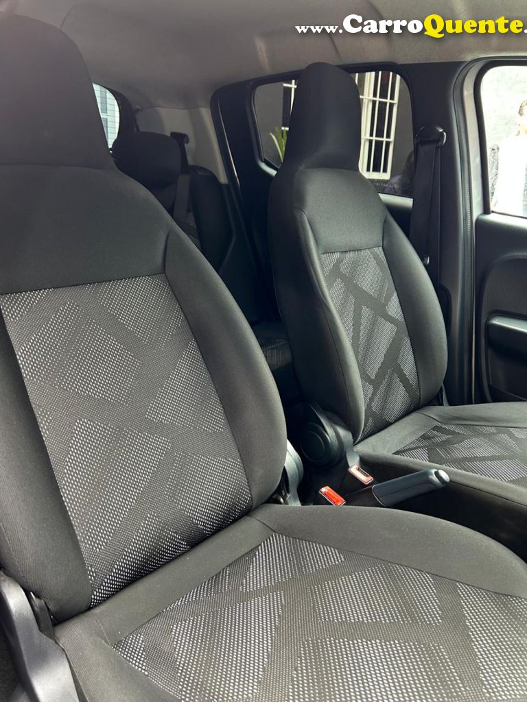FIAT   MOBI LIKE 1.0 FIRE FLEX 5P.   PRATA 2025 1.0 FLEX - Loja