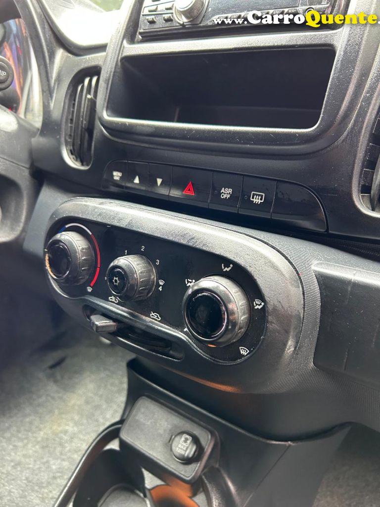 FIAT   MOBI LIKE 1.0 FIRE FLEX 5P.   PRATA 2025 1.0 FLEX - Loja