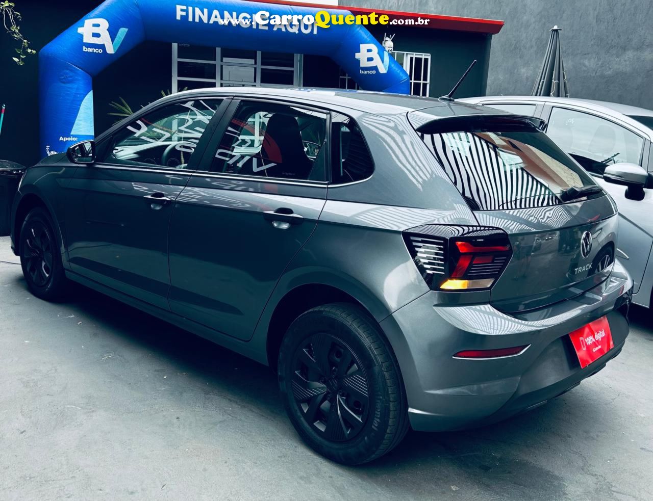 VOLKSWAGEN   POLO TRACK 1.0 FLEX 12V 5P   CINZA 2023 1.0 FLEX - Loja
