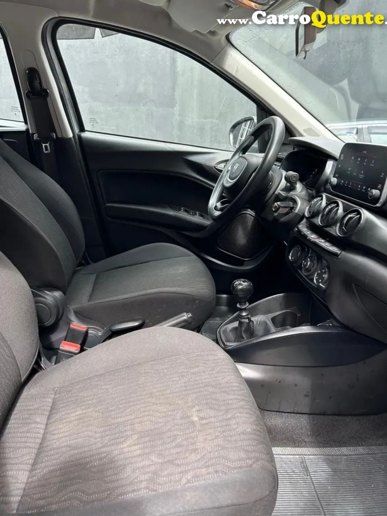 FIAT   CRONOS DRIVE 1.0 6V FLEX   PRATA 2025 1.0 FLEX - Loja