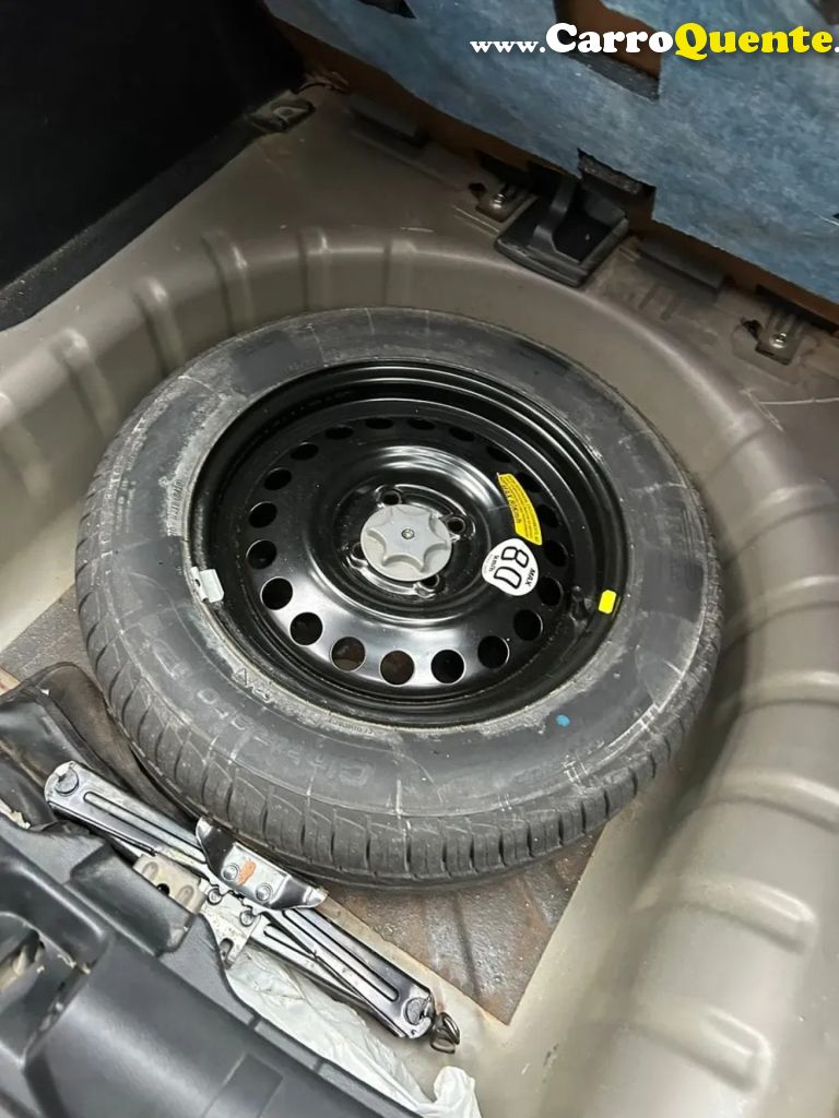 NISSAN   KICKS S DIRECT 1.6 16V FLEX 5P AUT.   MARROM 2020 1.6 FLEX - Loja