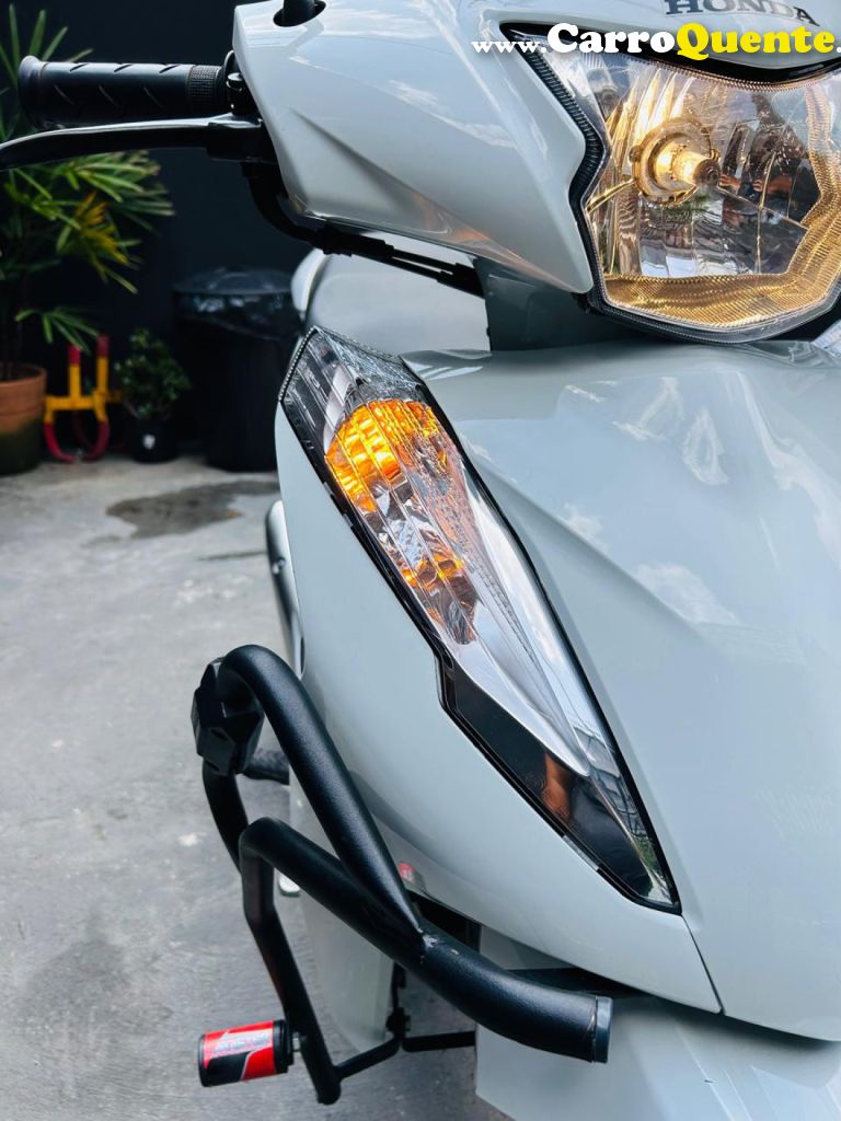 HONDA   BIZ 110I   BRANCO 2024 110 GASOLINA - Loja