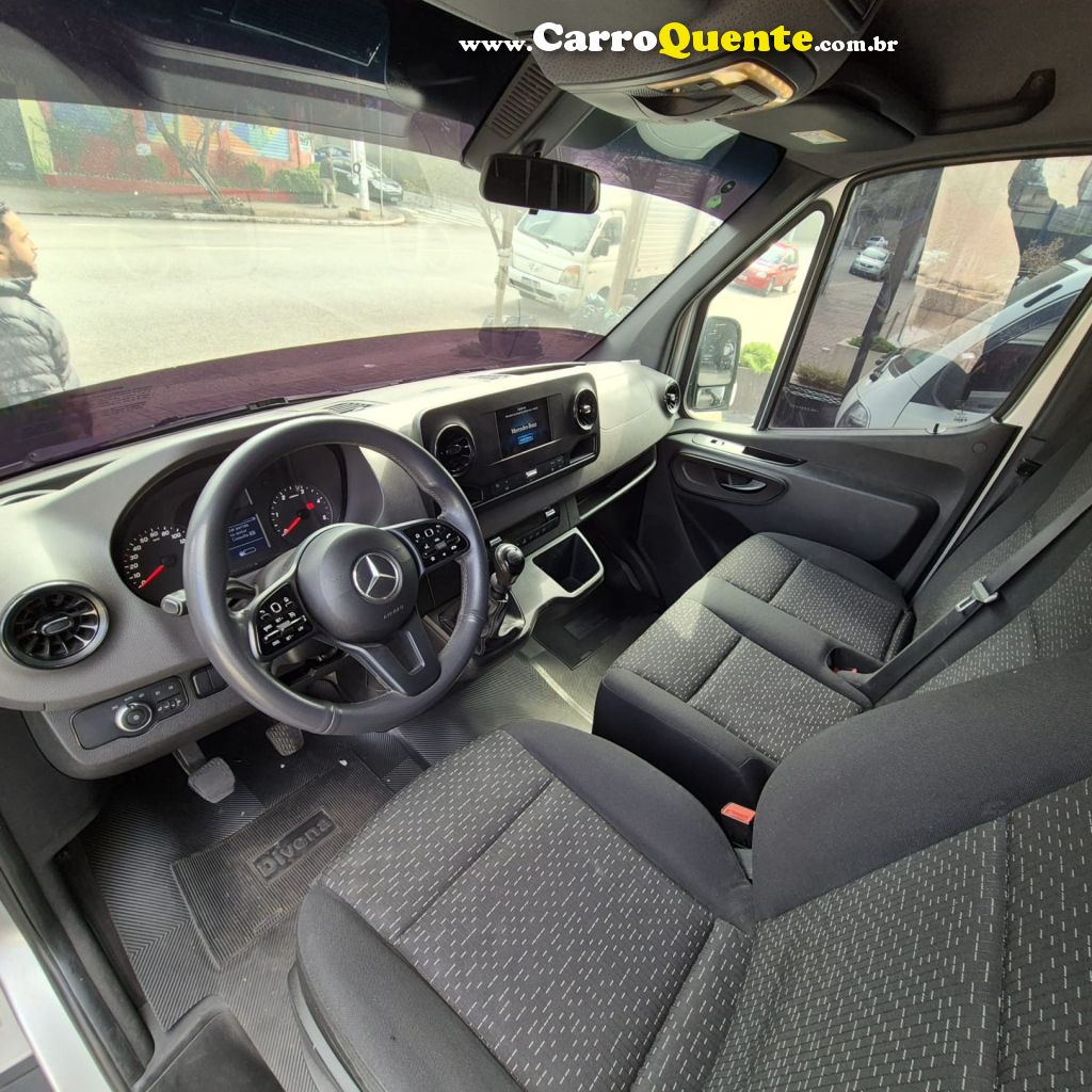 MERCEDES-BENZ   SPRINTER 516 VAN E.L. T.A. 18L 2.2 DIES.   PRATA 2022 2.2 DIESEL - Loja