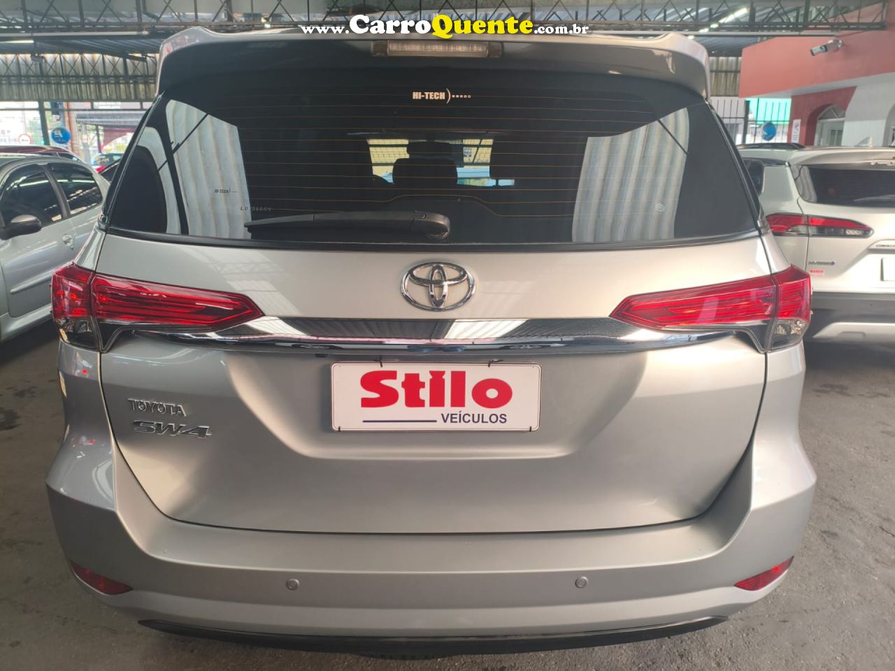 TOYOTA   HILUX SW4 SRV 4X2 2.7 FLEX 16V AUT.   PRATA 2020 2.7 FLEX - Loja