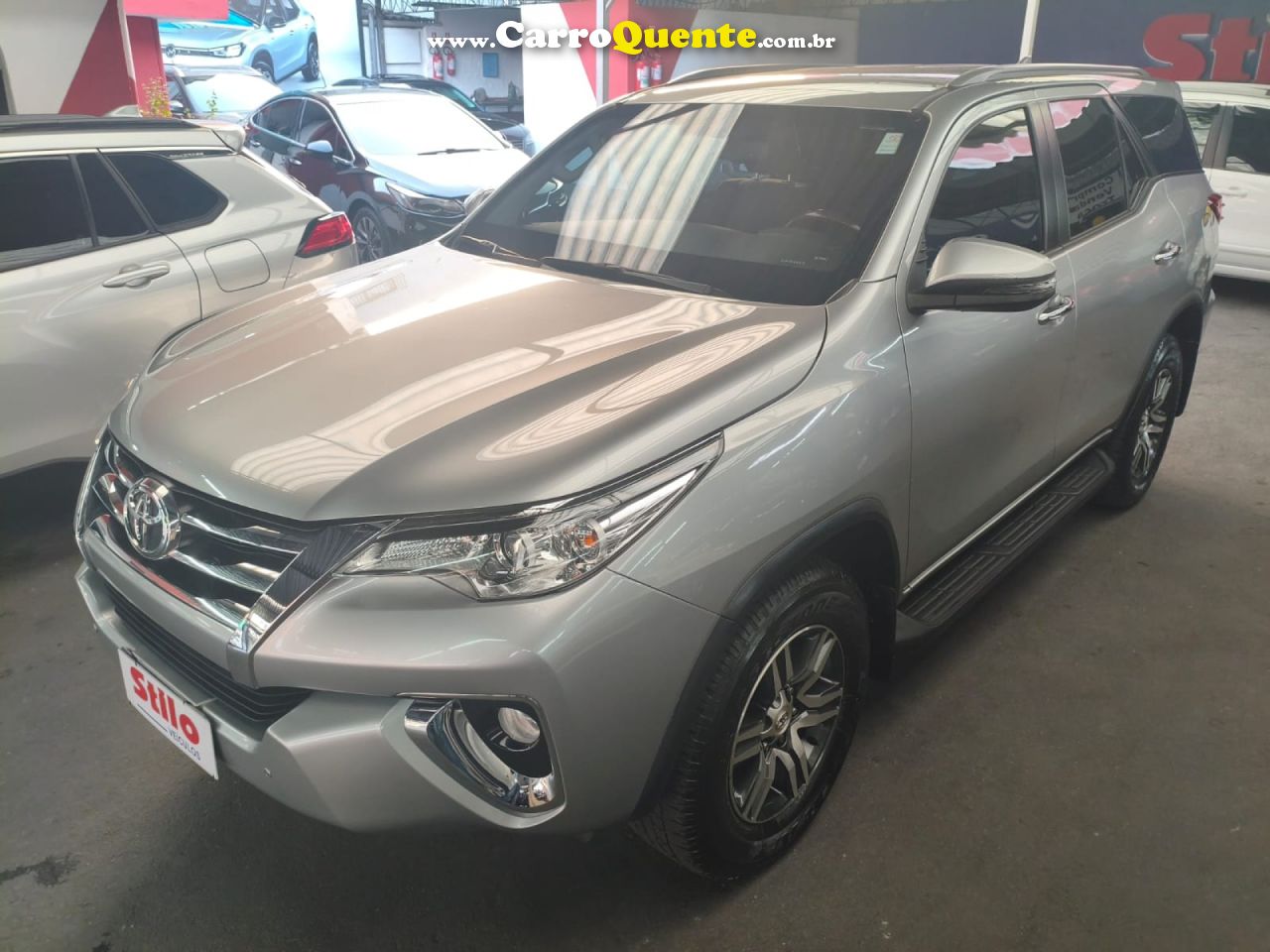 TOYOTA   HILUX SW4 SRV 4X2 2.7 FLEX 16V AUT.   PRATA 2020 2.7 FLEX - Loja