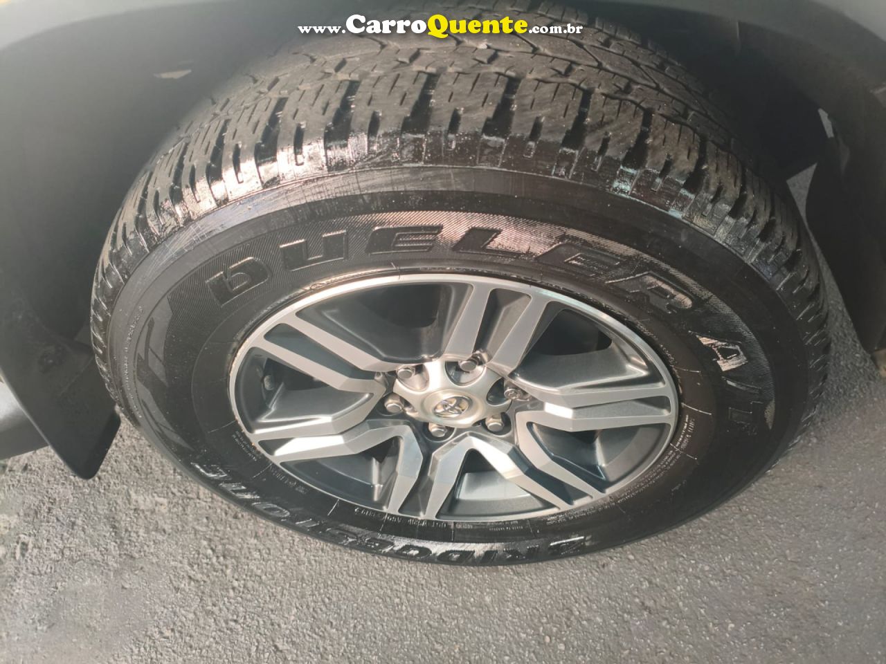 TOYOTA   HILUX SW4 SRV 4X2 2.7 FLEX 16V AUT.   PRATA 2020 2.7 FLEX - Loja