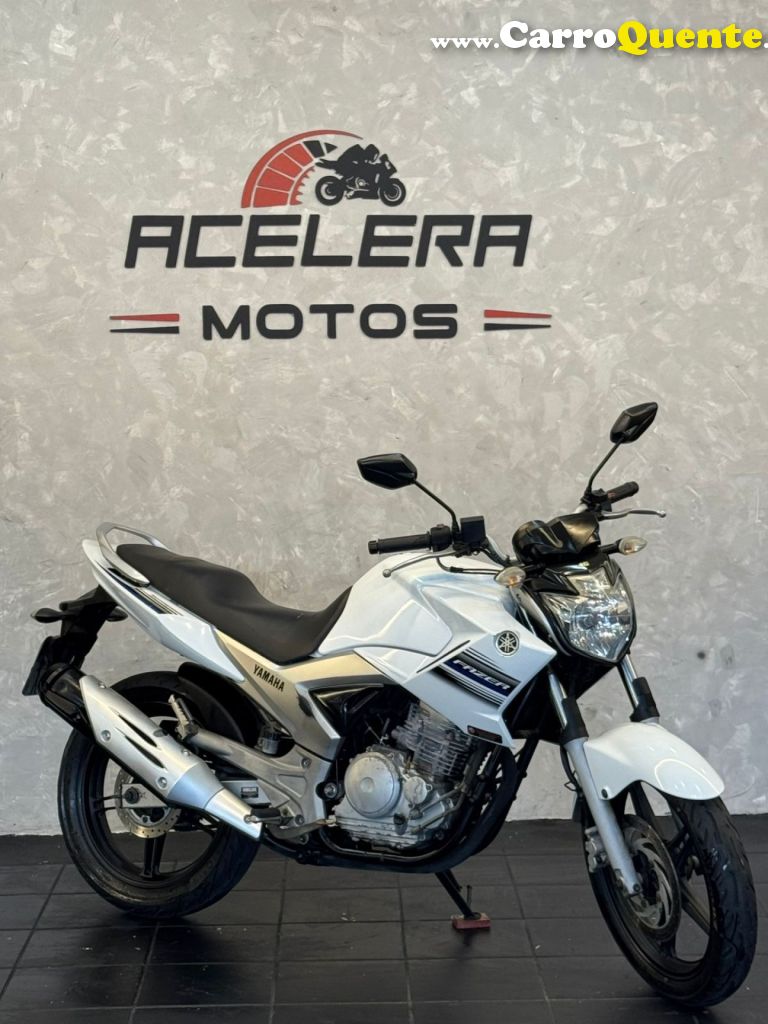 YAMAHA    FAZER YS250   BRANCO 2015 250 GASOLINA - Loja