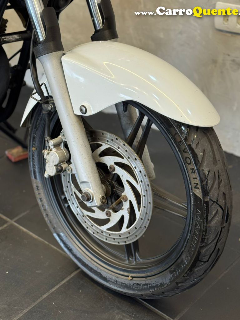 YAMAHA    FAZER YS250   BRANCO 2015 250 GASOLINA - Loja