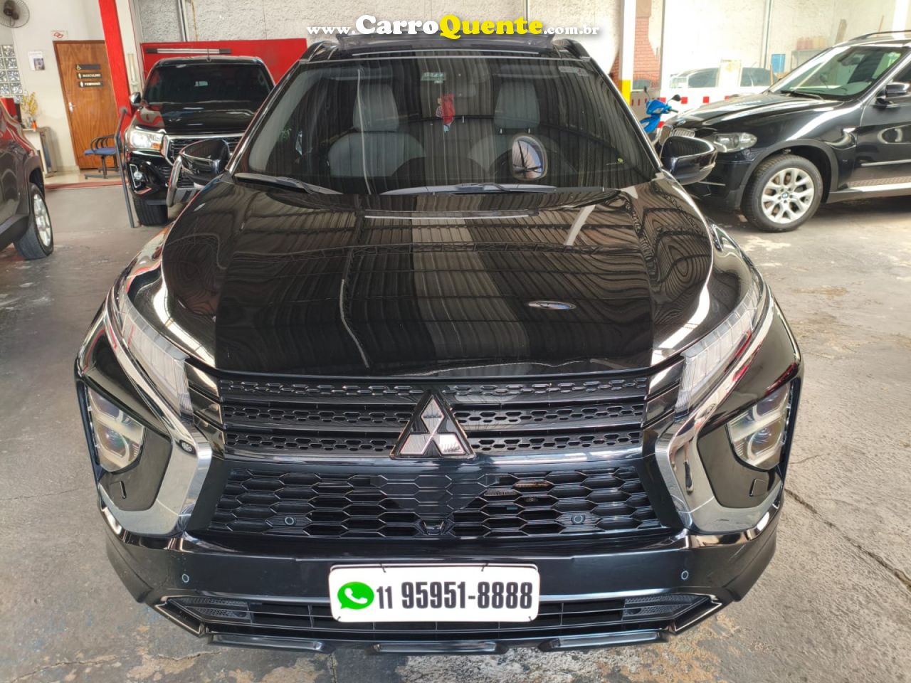 MITSUBISHI   ECLIPSE CROSS HPE 1.5 16V 165CV AUT.   PRETO 2023 1.5 GASOLINA - Loja