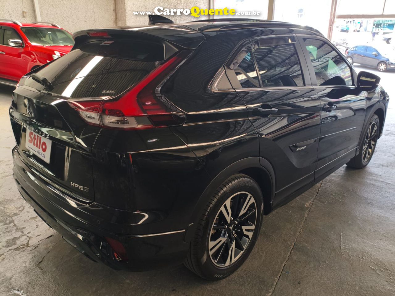 MITSUBISHI   ECLIPSE CROSS HPE 1.5 16V 165CV AUT.   PRETO 2023 1.5 GASOLINA - Loja