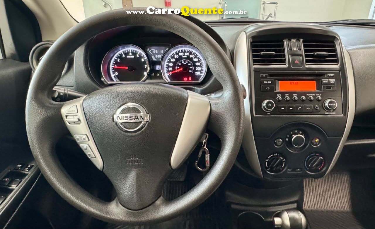 NISSAN   VERSA SV 1.6 16V FLEXSTART 4P AUT.   VERMELHO 2018 1.6 FLEX - Loja